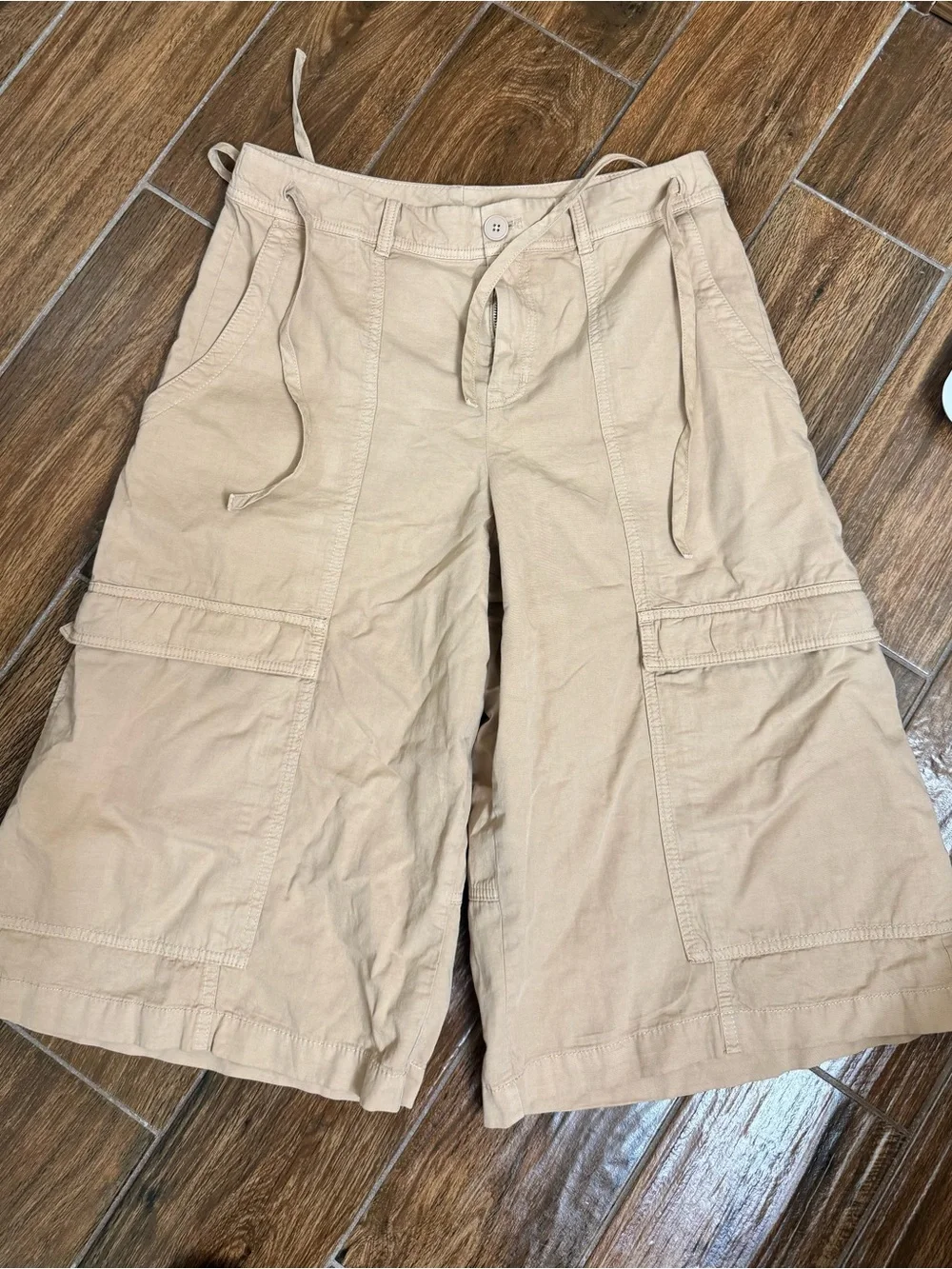 Anthropologie cargo linen blend culotte pants in a US 8